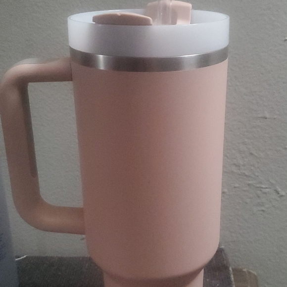 Stanley Blush Pink Travel Mug - Picture 3 of 7